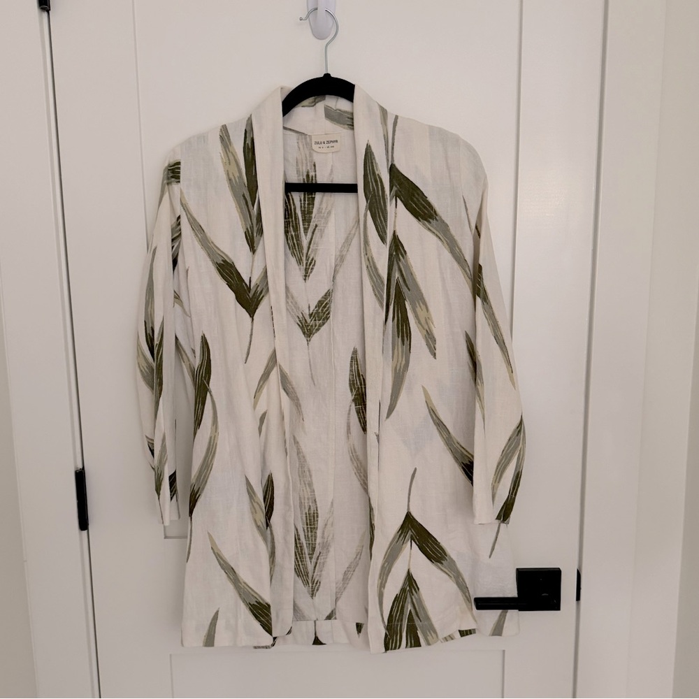 ZULU & ZEPHYR Leaf Print Oversized Blazer Womens